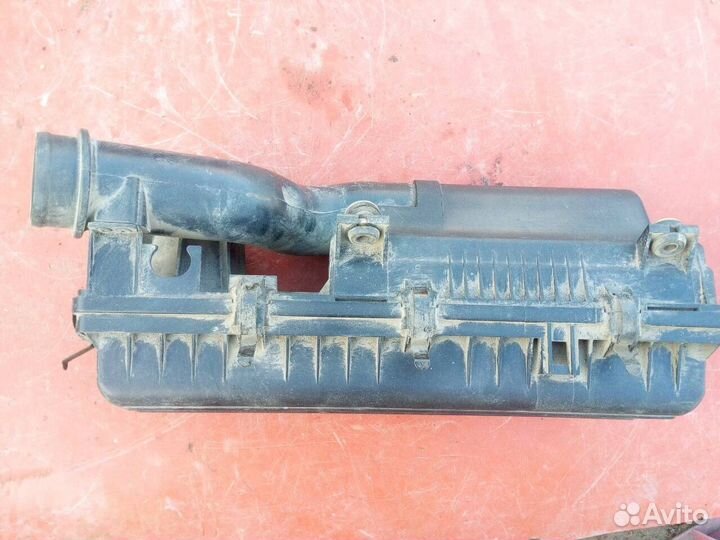 Корпус воздушного фильтра Киа Рио хэтчбек 1