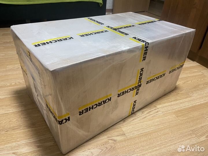 Моющий пылесос Karcher Puzzi 10/1