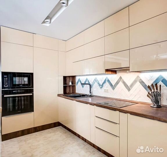 Кухонный гарнитур 