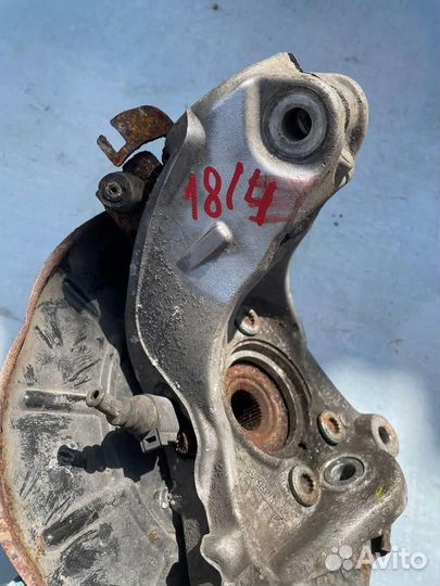 Кулак поворотный передний левый 3C0407257G