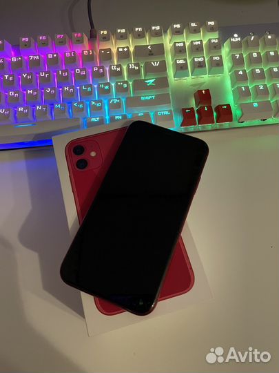 iPhone 11, 64 ГБ