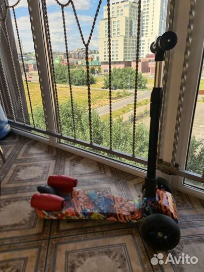 Самокат детский трехколесный бу