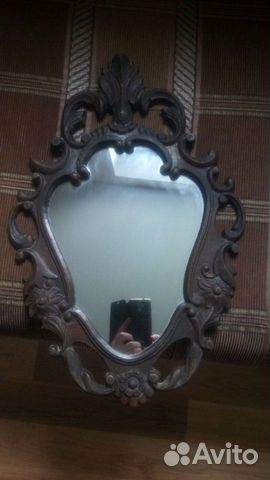 Зеркало настенное овальное в литой раме под бронзу
