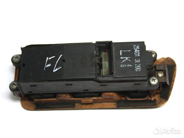 Блок управления стеклоподъемниками Nissan Maxima