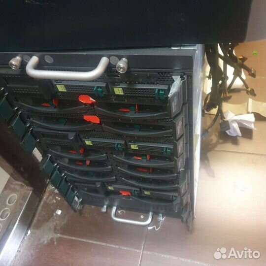 Сервер Fujitsu Siemens BX600 S2