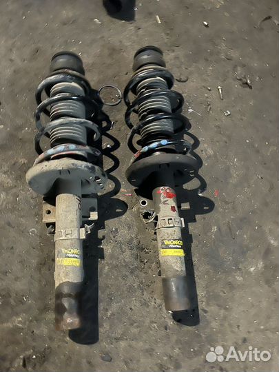 Стойки передние skoda fabia 2