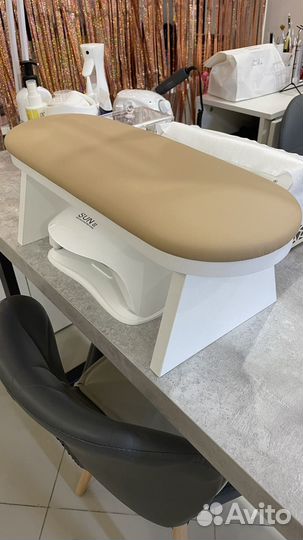 Подставка для рук маникюрная