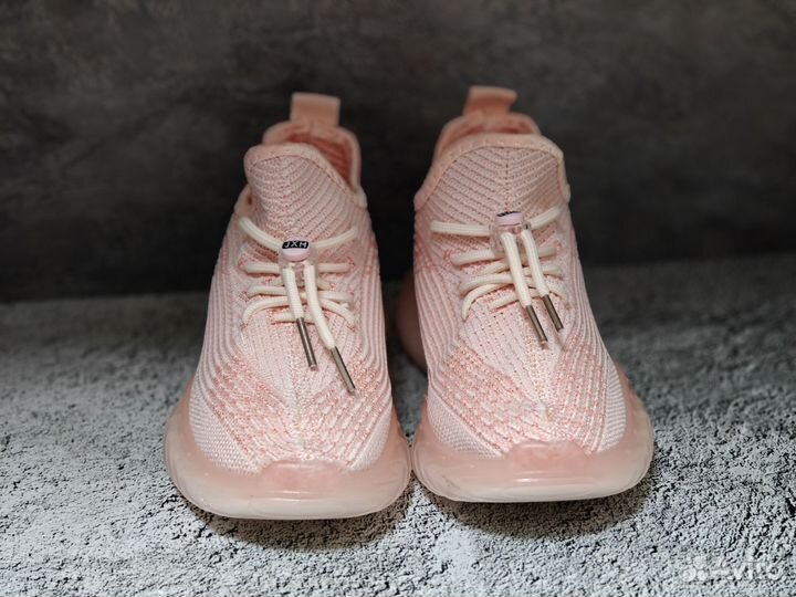 Изики/лёгкие кроссовки для девочек р.32-37