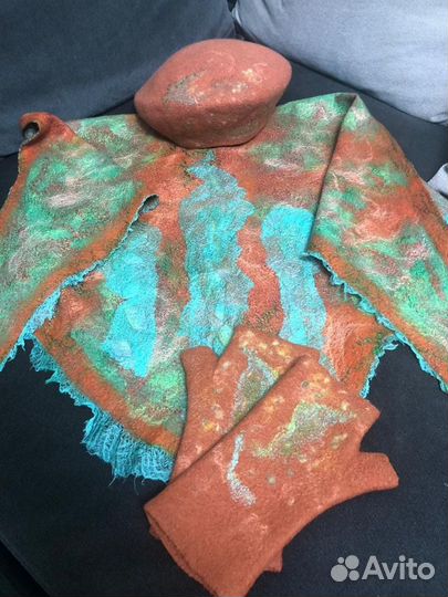 Беретки,шапки,шарфы,снуды