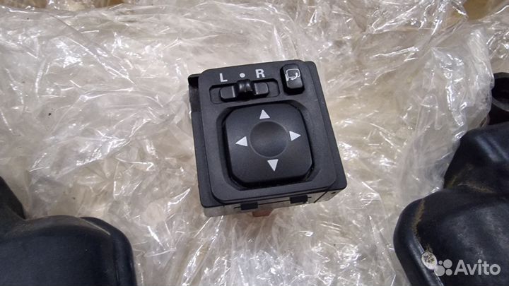 Механизмы электроскладывания зеркал lancer 10