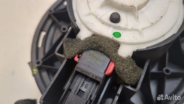 Двигатель отопителя Jeep Liberty