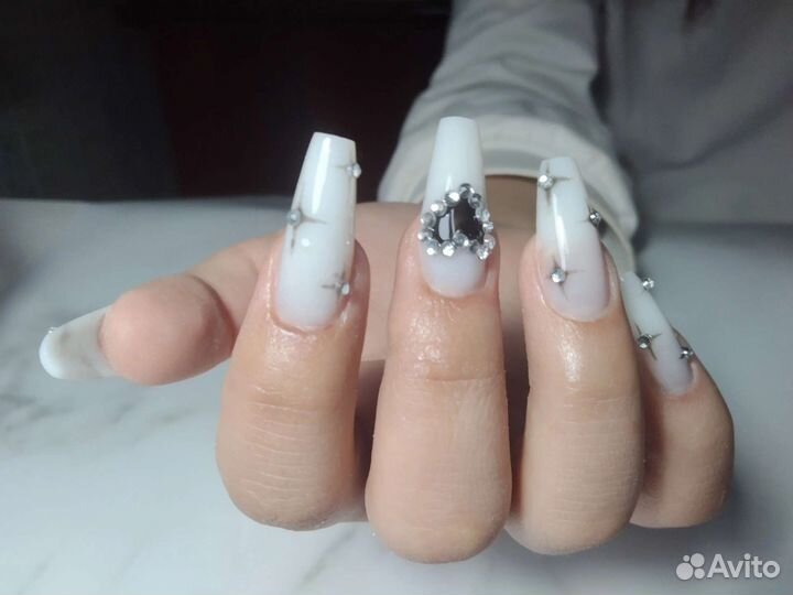 Набор моделей на маникюр