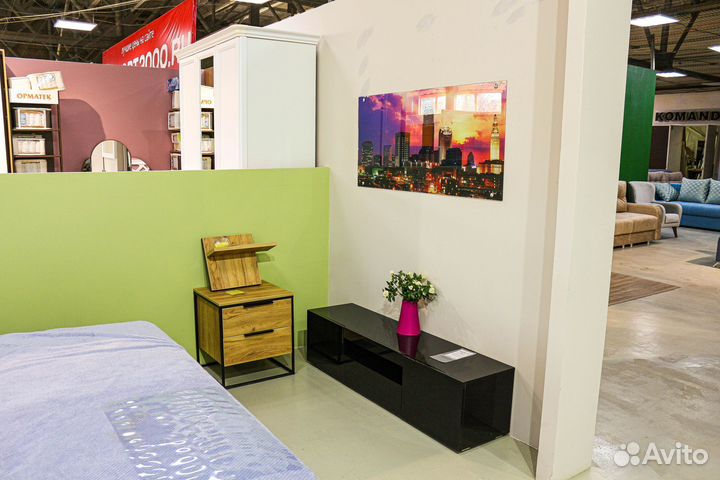 Спальный гарнитур