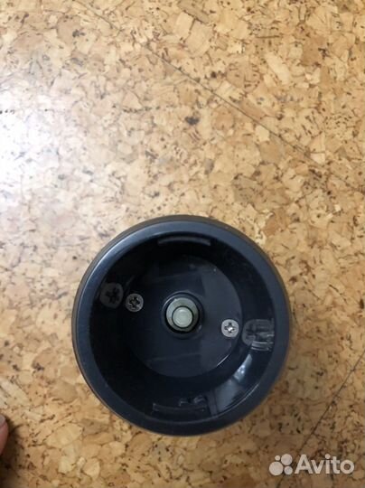 Запчасти от блендера Redmond