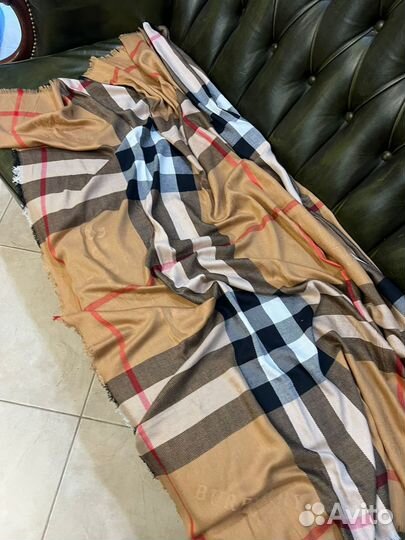 Burberry платок шаль london 130 см