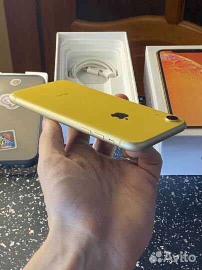 iPhone Xr, 128 ГБ