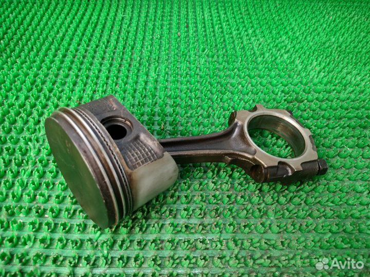 Поршень с шатуном Nissan Primera P11 SR20DE 1998