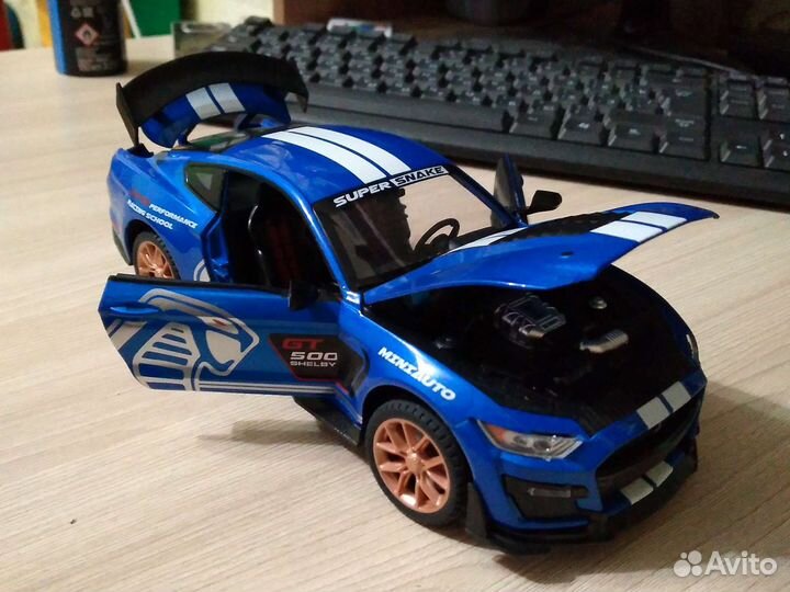 Игрушечная машинка Ford mustang Shelby