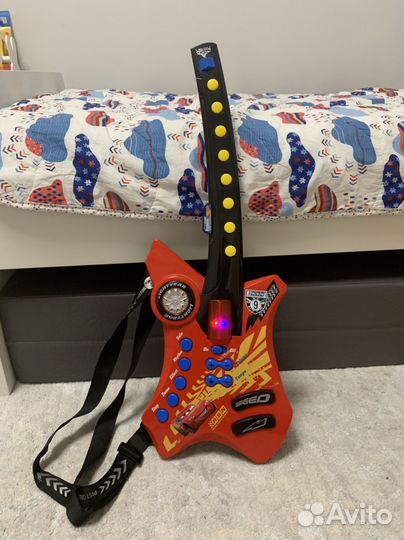 Детская электрогитара Тачки