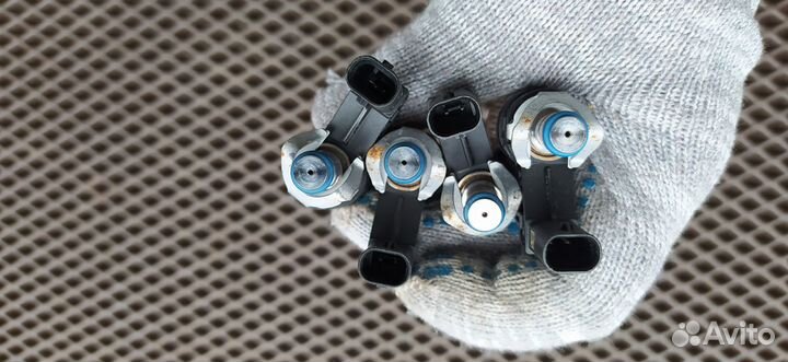 Топливная форсунка VAG 04e906036at