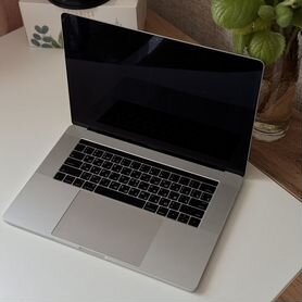 Apple Macbook Pro 15 256