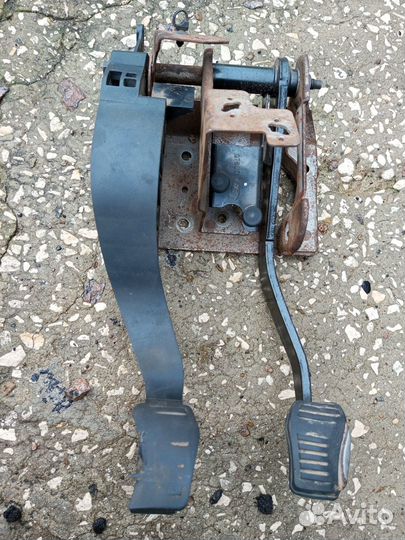 Педальный узел форд фьюжн