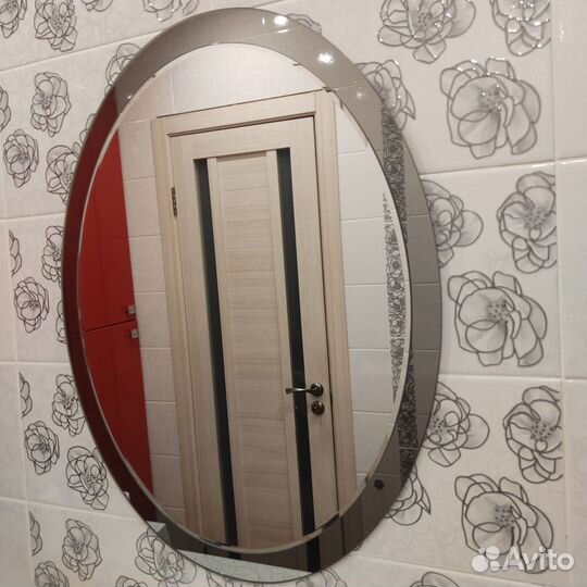 Зеркало настенное бу