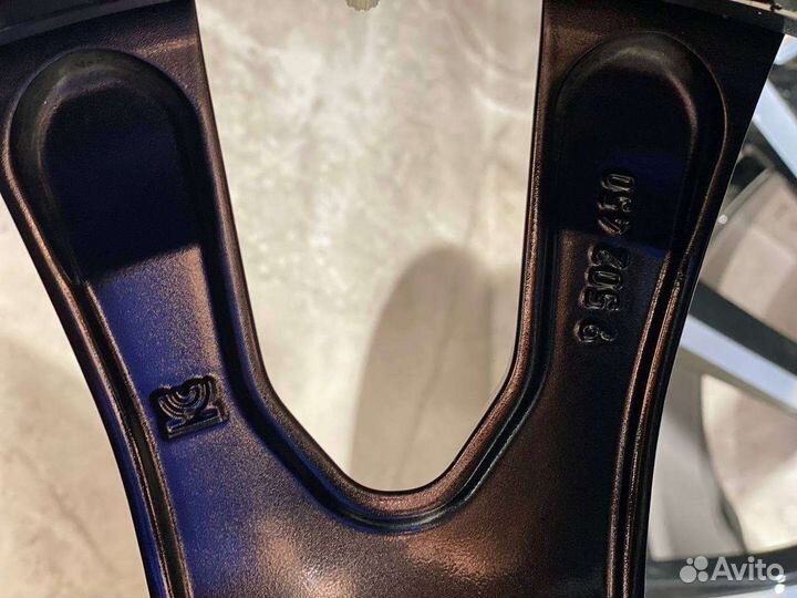 Новые диски R22 755 M Оригинал на BMW X7 G07