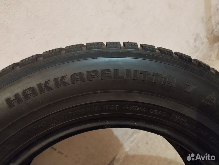 Nokian Tyres Hakkapeliitta 7 215/65 R16