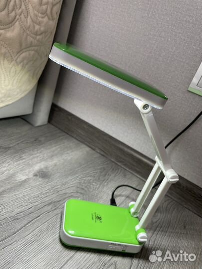 Лампа настольная