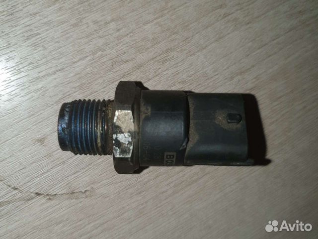 Датчик давления топлива Ман тга Volvo Iveco Opel