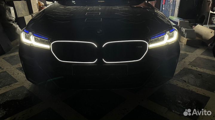 Решетка радиатора с подсветкой bmw 5 G30 Г30