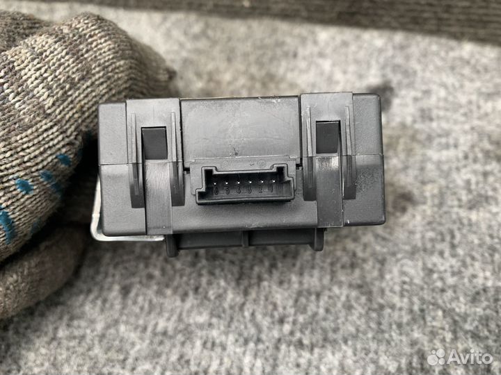 Датчик буксировки наклона Mercedes A2038202726