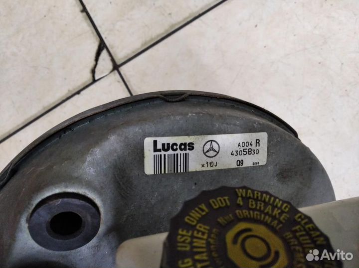 Вакуумник тормозной w208 CLK-class