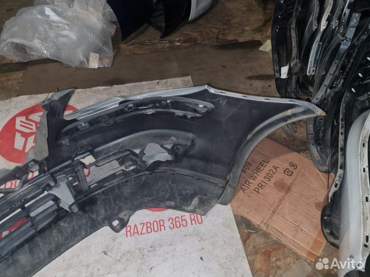 Бампер передний Volkswagen Touran 1T BMY 2009