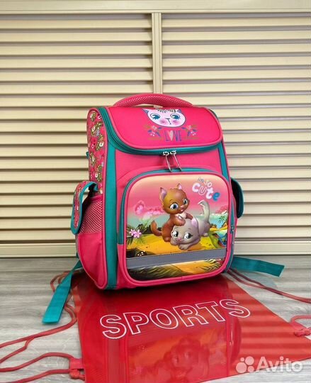 Школьный рюкзак для девочек