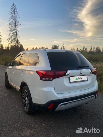 Mitsubishi Outlander 2.4 CVT, 2016, 112 000 км