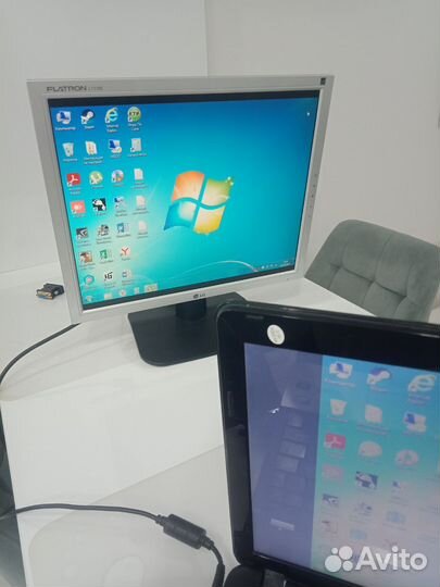 Монитор LG flatron l1718S-SN