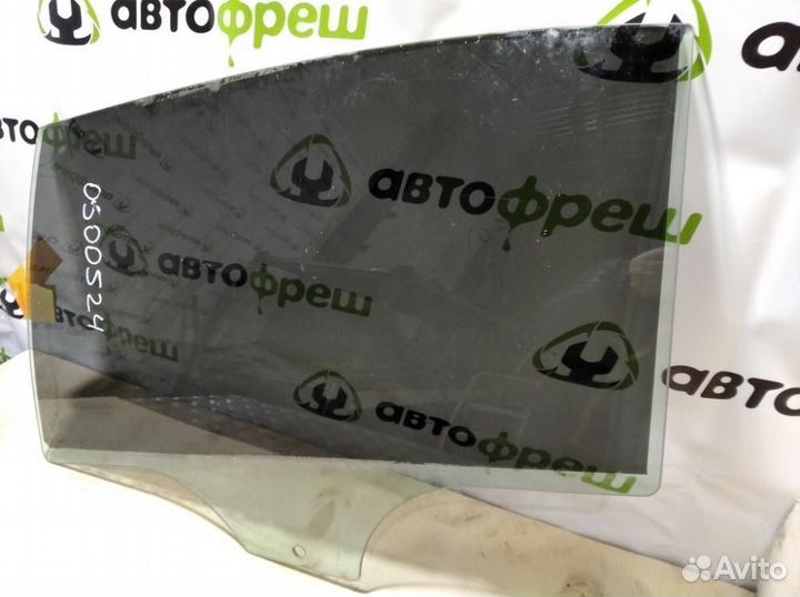 Стекло двери задней левой Bmw 7 f01 2008-2015