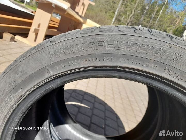 Nokian Tyres Hakkapeliitta 9 235/45 R18