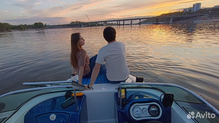 Прогулки на катере в Уфе
