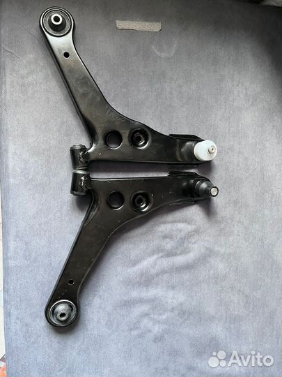 Амортизаторы передние на lancer 9 оригинал