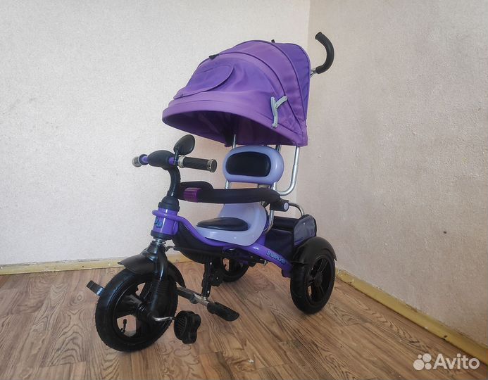 Детский трехколесный велосипед с ручкой