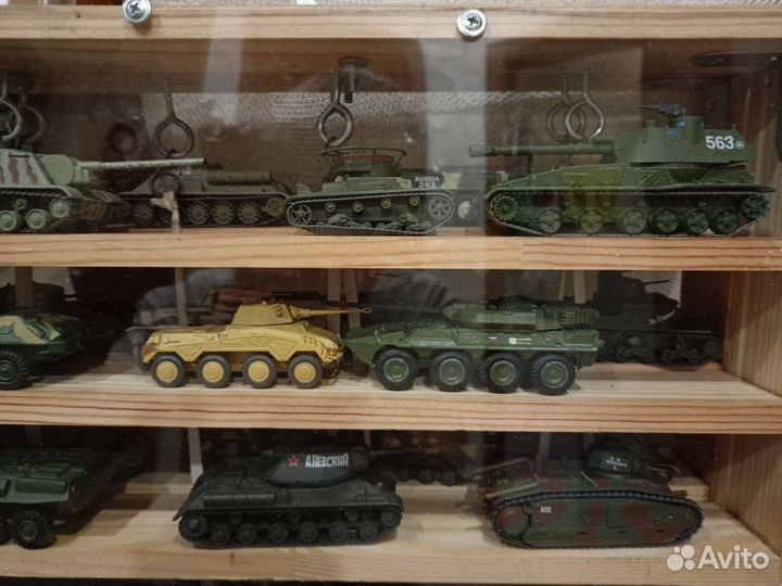Модели 1:72 танки, сау, зенитки, бмп