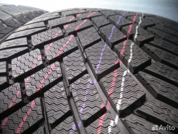 Continental ContiVikingContact 7 285/50 R20 116T