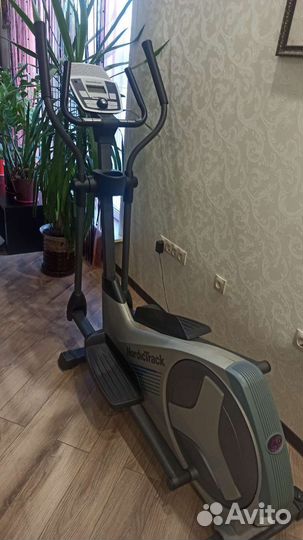 Эллиптический тренажер NordicTrack 4,0