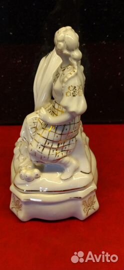 Шкатулка «Белоруссия», скульптор Малышева Н. А., ф