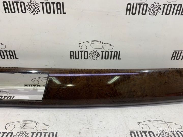 Накладка торпедо Bmw 745 E65 N62B44 2004