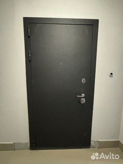 Дверь входная железная с установкой