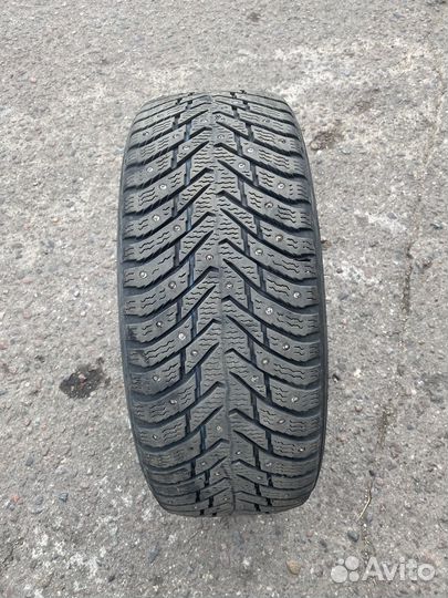 Nokian Tyres Hakkapeliitta 8 255/55 R16 94T